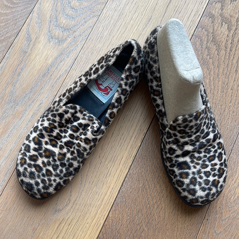 Vintage American Eagle leopard faux loafer Shoe Belgian Waffle size 7
